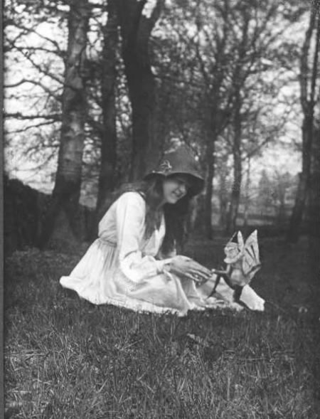 Elsie Wright and paper fairy